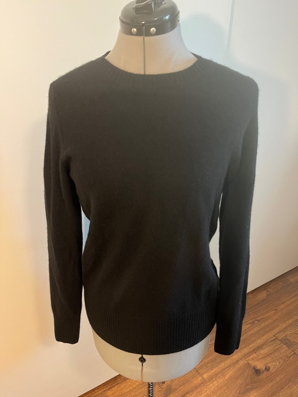 Saks Fifth Avenue Black Cashmere Crewneck Sweater